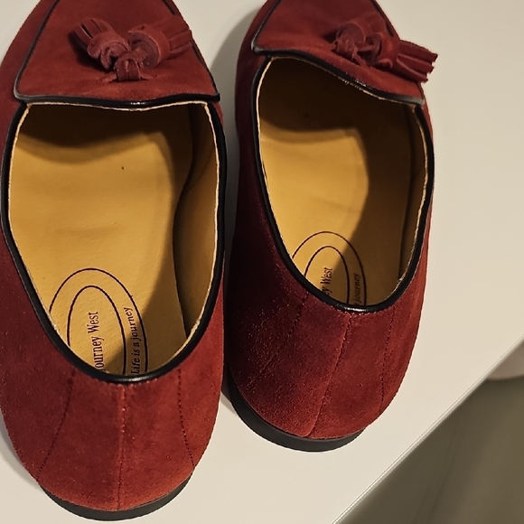 Elegant Maroon Tassel Loafers for Men